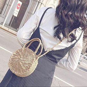 Straw purse